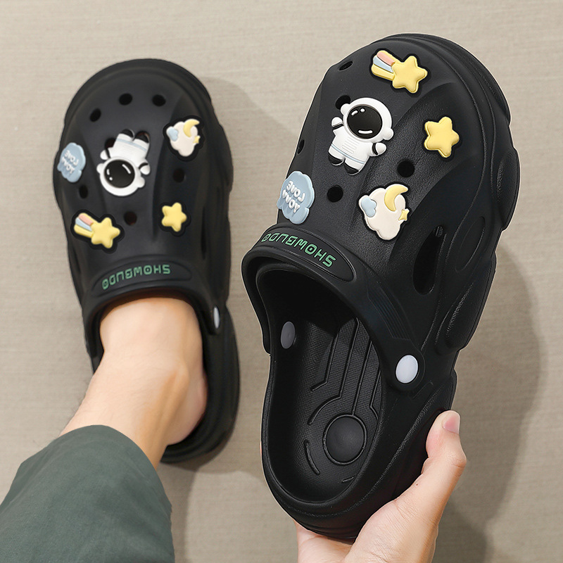 Garden Shoes Female Wearing Beach Sandals Man Slipper In Summer Bass Lightyear Tall 2.5cm Thick Soled Cartoon Diy Sandals Female