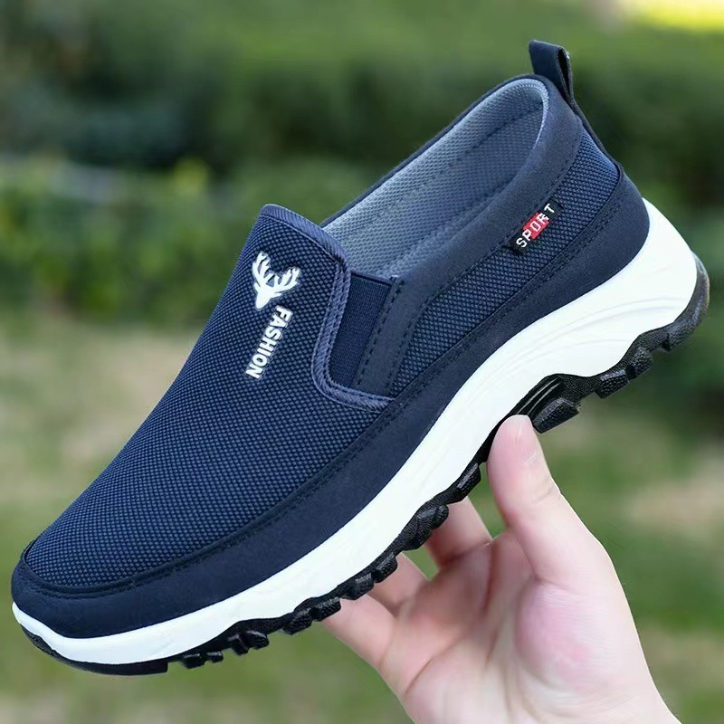 Men Casual Canvas Shoes Lightweight Summer Mesh Shoes Breathable Slip on Flats Men Fashion Walking Shoes Soft Loafers for Men