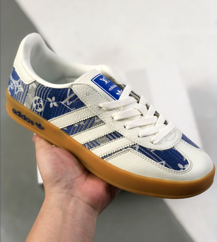 Adidas Gazelle Indoor Three-Leaf Clover Collaboration Casual Slip-resistant and Wear-resistant Low-top Sneakers