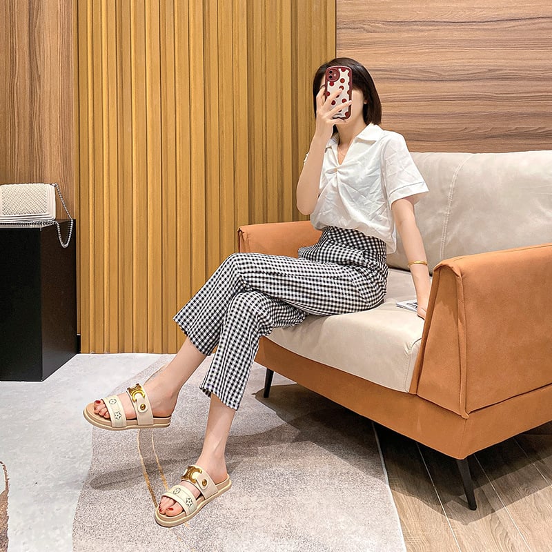 Thick soled slippers women's sandals summer outerwear retro fashion one line strap large flat shoes 41-43