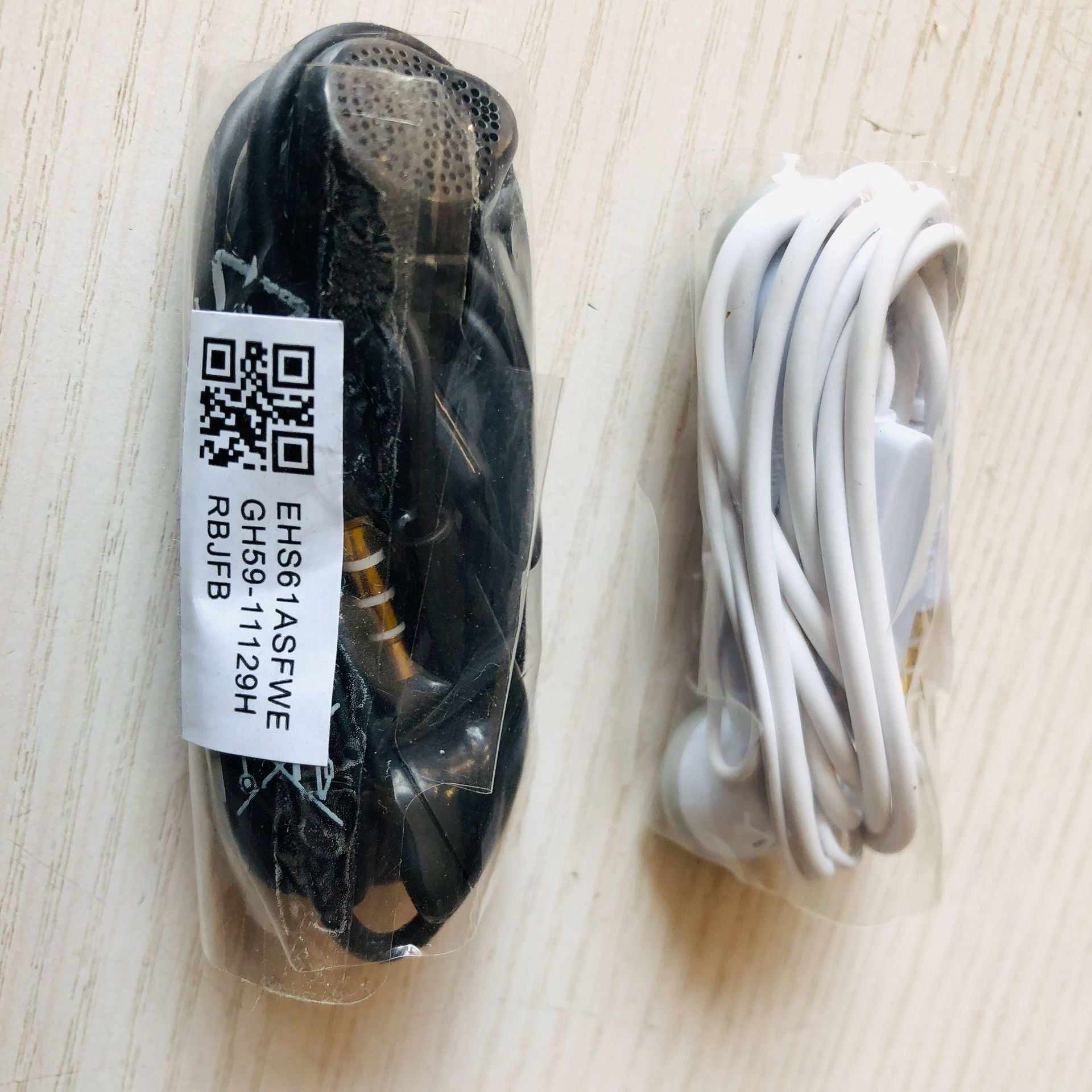 s5830 original headset wire control earplug c550 flat head barcode volume ear J7 S7568 mobile phone universal headset