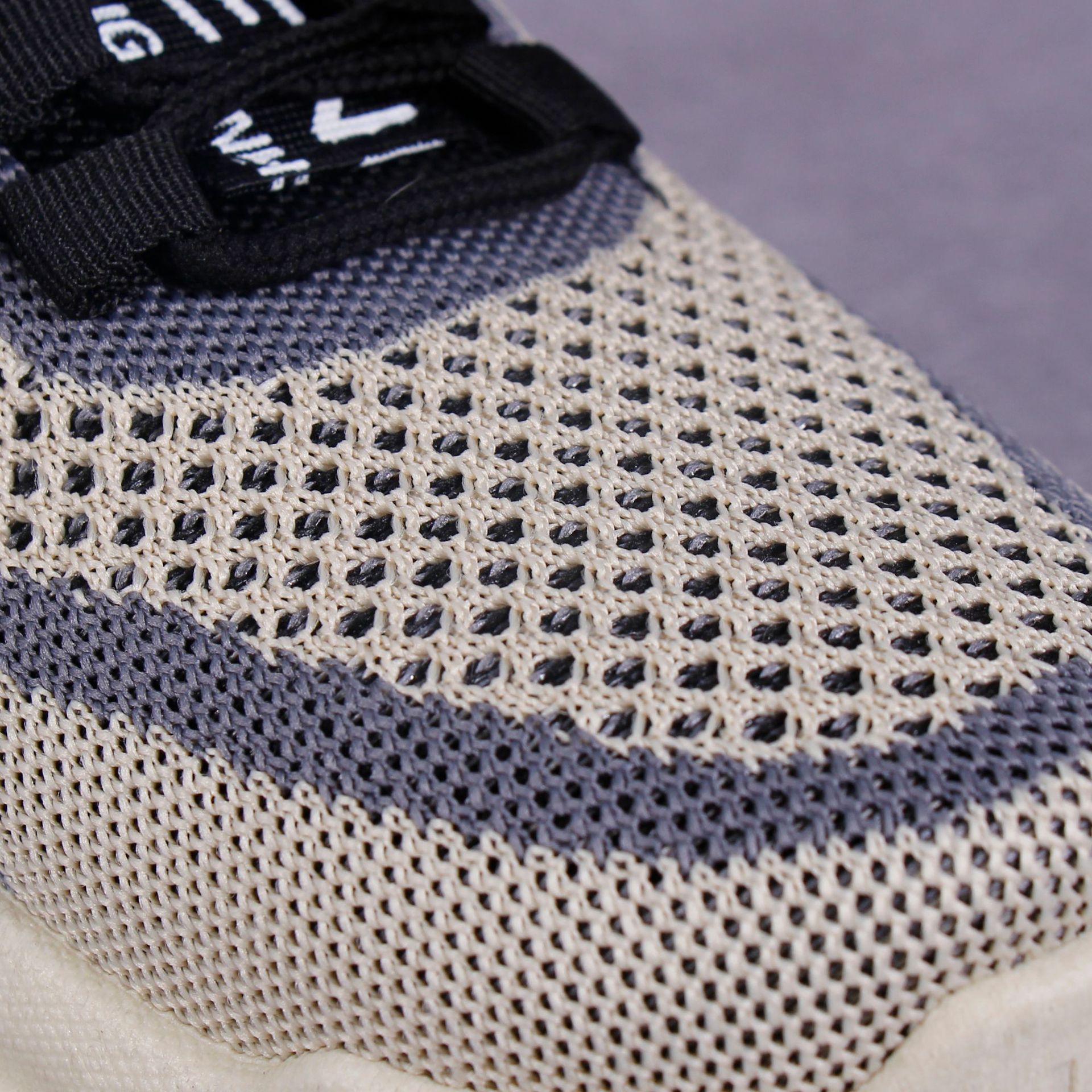 Women's Thick Sole Dad Shoes Spring and Autumn Sports Women's Shoes Fashion Breathable Flyknit Shoes Lightweight Running Fashion