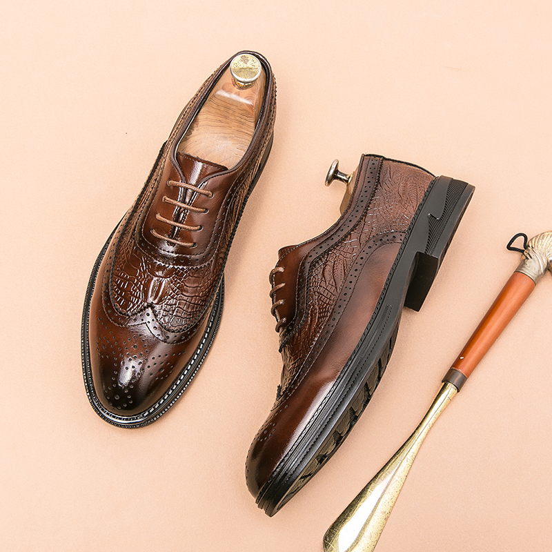 Luxury Men's Brogue Shoes Men SUIT Shoes Casual Formal Business leather Shoes Men brown Wedding Shoes Italian Dress banquet Shoe