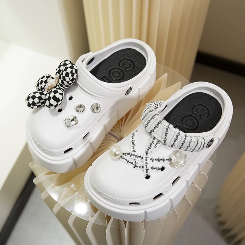 New Fashion Charms Clog Shoes Outdoor Women Slippers Thick Sole Summer Sandals For Girls