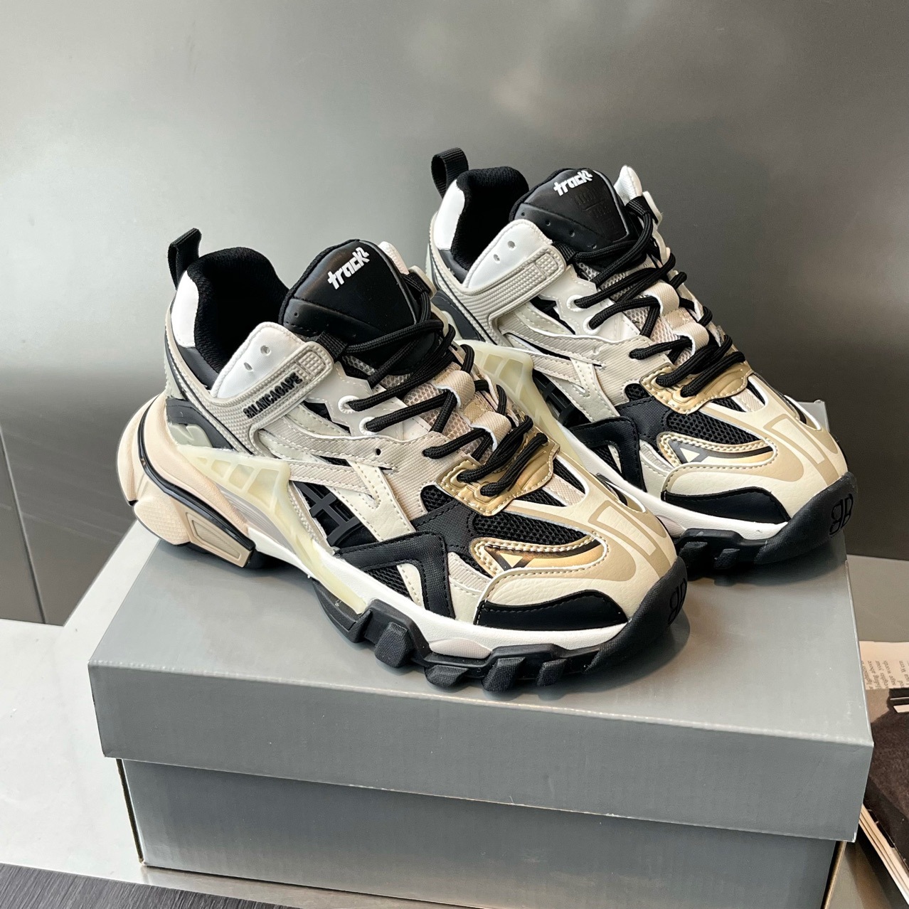Dad's Shoes Women's 2023 Autumn New Genuine Leather Thick Sole Fashion Versatile Women Sports Shoes Sneakers Woman Med (3cm-5cm)