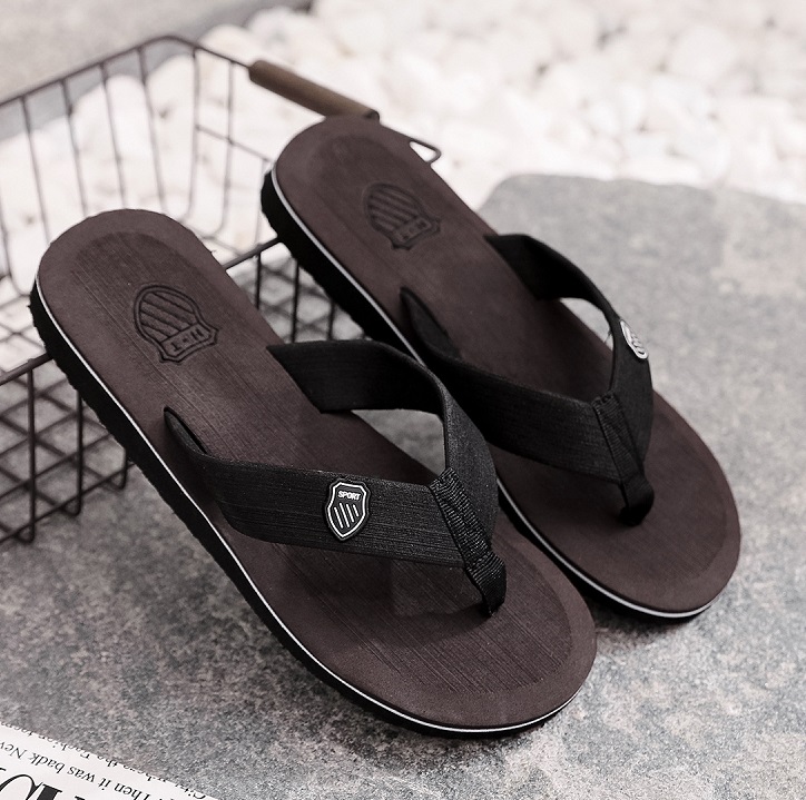New fashion brand men's slippers size 40-44