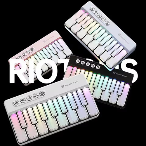 1pc Mini Electric Keyboard for Early Education, Music Learning, Multifunctional Electronic Piano, Light Toy with Music Scoring