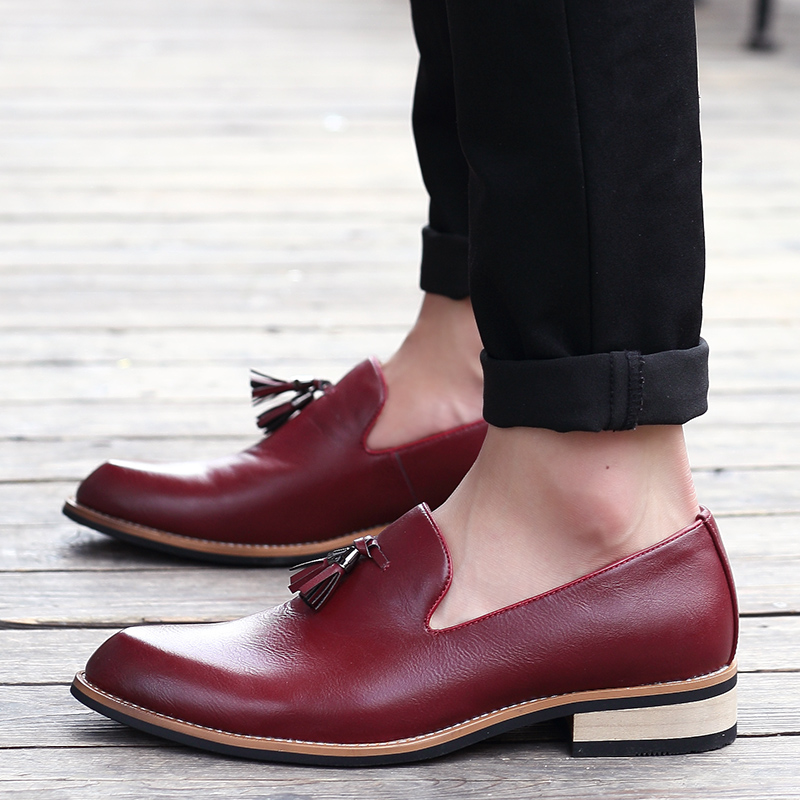 pointed Leather Brand Luxury Men Casual Driving Designer Brown Black Loafers Mens Moccasins Italian Wedding Dress Shoes tassel