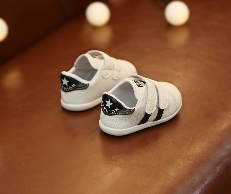 Designer Soft-Sole Baby Boy Shoes – Lightweight Knit Construction, Enhanced Breathability & Contoured Cushioned Arc