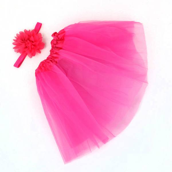 Puseky 2Pcs Newborn Baby Photography Props Newborn Handmade Crochet Cap Infant Girl Photo Props Tutu Dress With Headware 0-3M
