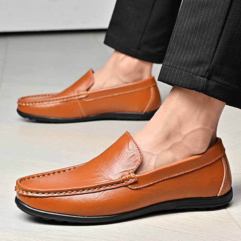 Large men's flat bottomed casual bean shoes, breathable genuine leather, lightweight and non slip