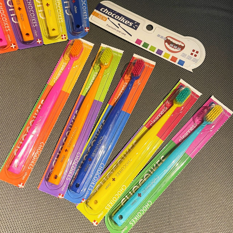 1/5 Packs of Chocolate Swiss Caring Soft Nylon Bristle Toothbrush Set, Ergonomic Handle, Ideal Choice for Travel and Hotels