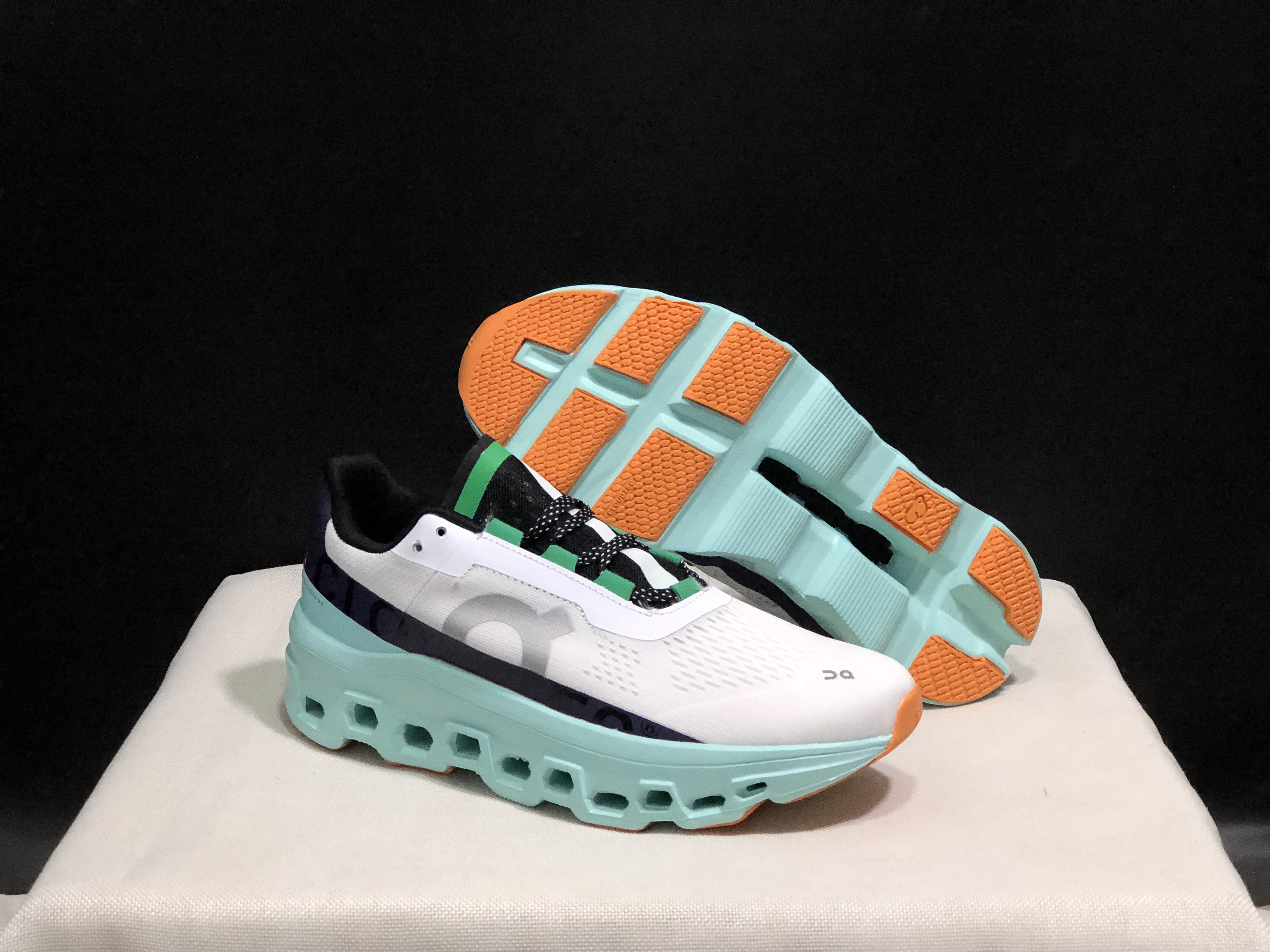 On Cloudmonster men's and women's running shoes new non-slip wear-resistant lightweight sports shoes casual running shoes