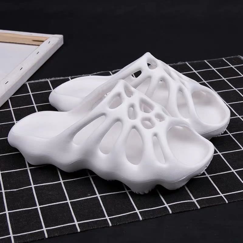 Similar Yeezy Men Women Hole Sandals Slippers Couple Men's Ladies Beach Shoes Indoor Outdoor Casual Slipper Sandal