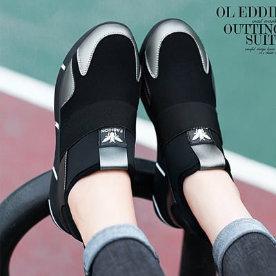 New Summer Flat Women's Fashion Wedge Heel Women's All-match Thick-soled Mid-heel Sandals