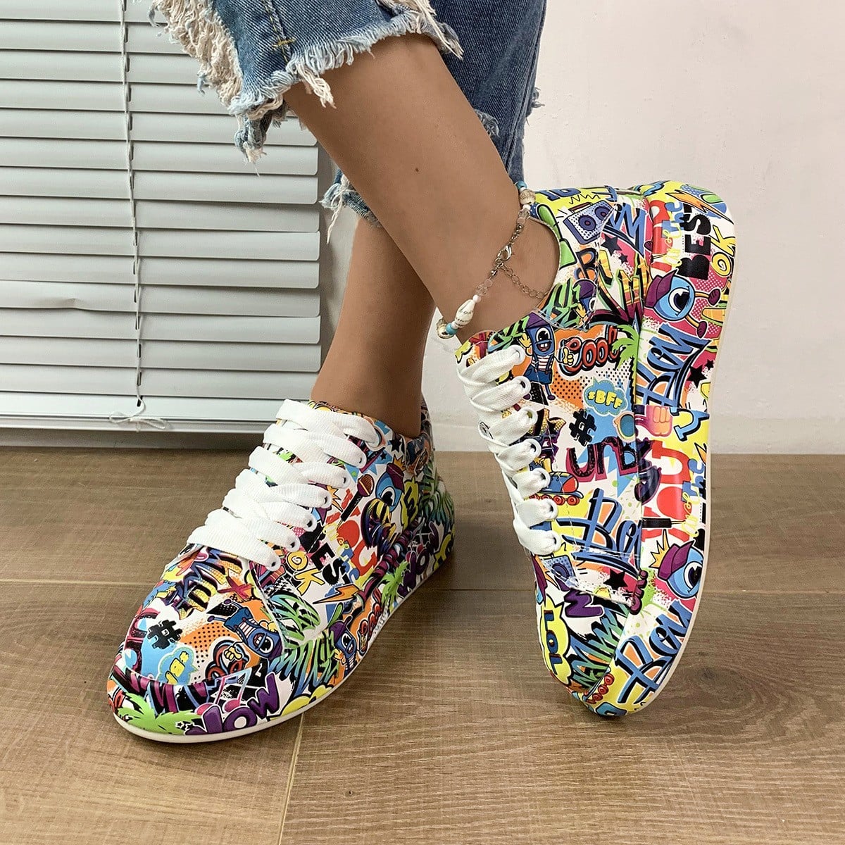 Women's Graffiti Print Sports Shoes Fashion LaceUp Low Top Platform Sneakers Casua Skate Shoes
