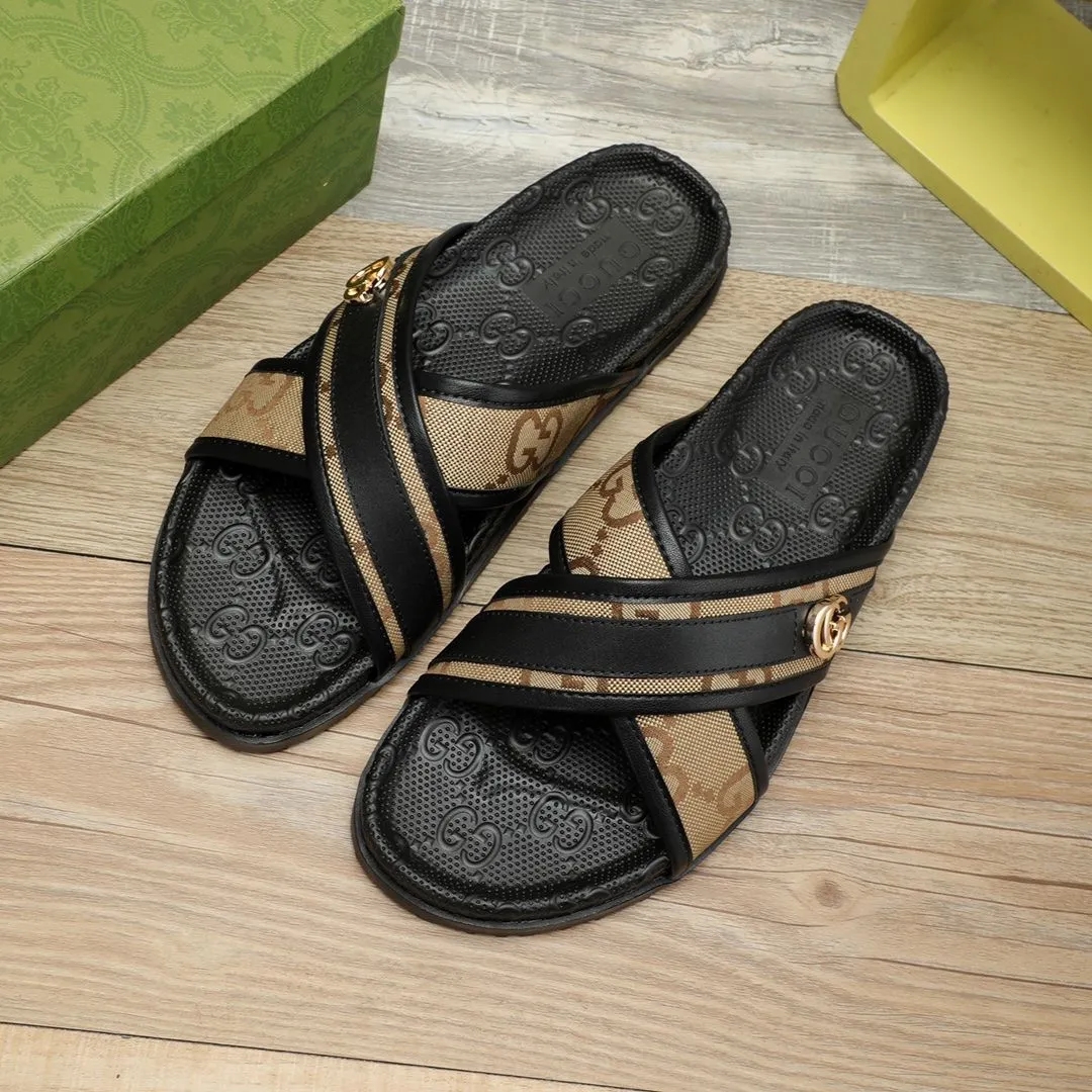 2024 Sandals for Men in Europe, America, Home, Super Soft Instagram, Europe, America, England, Horse Titles Buckle Slippers