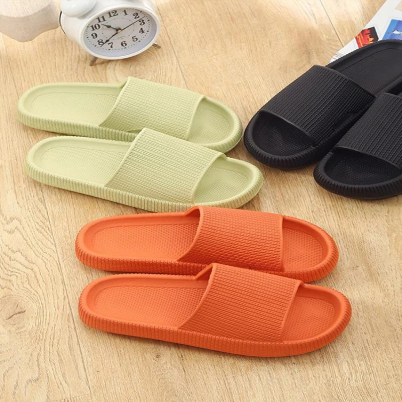 One word mop 3.2CM thick sole sandals with a sense of stepping on feces women's new summer couple EVA home raised soft sole bat