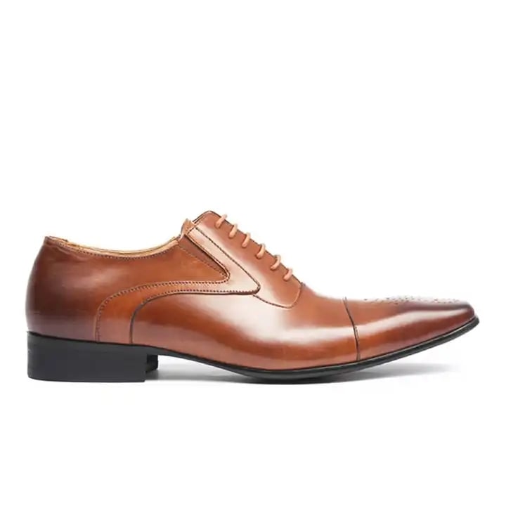 2025 Hot-selling Men's Dress Shoes Leather Luxury Fashion Groom Wedding Shoes Men Style Oxford Formal Shoes