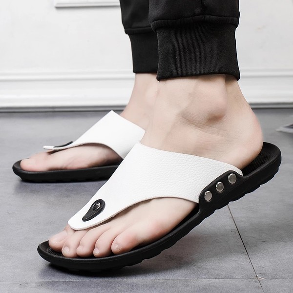 Business Slippers Men Leather Flip Flops Summer Leisure Shoes Rivet Outdoor Non-Slip Big Size Slipper Male Slides Flat Platform