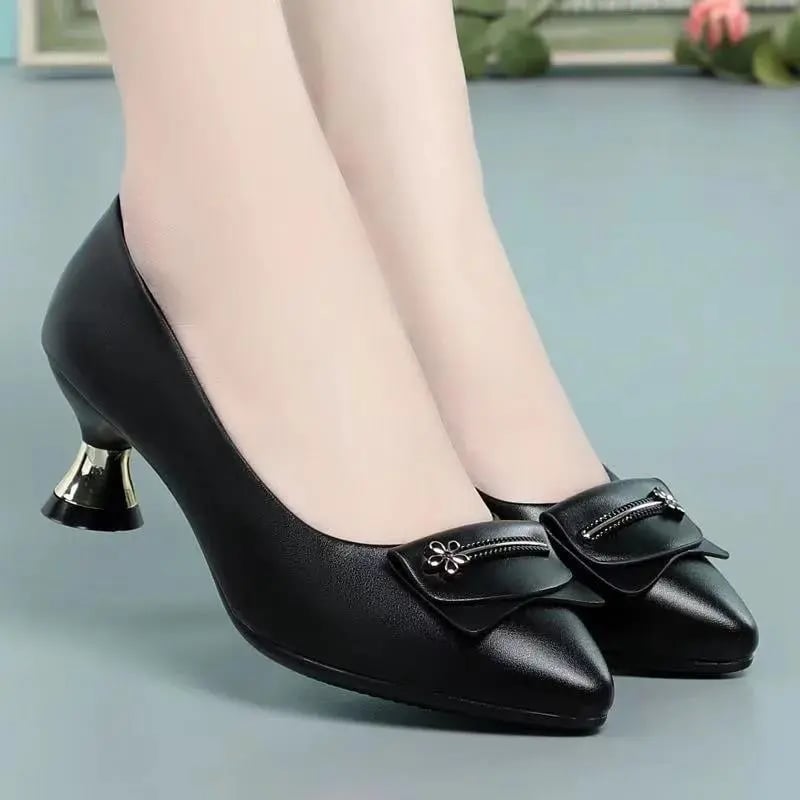 New Women Fashion Green Square Heel Pumps Lady Cute & Classic Black Office Heel Shoes Talons hauts noirs