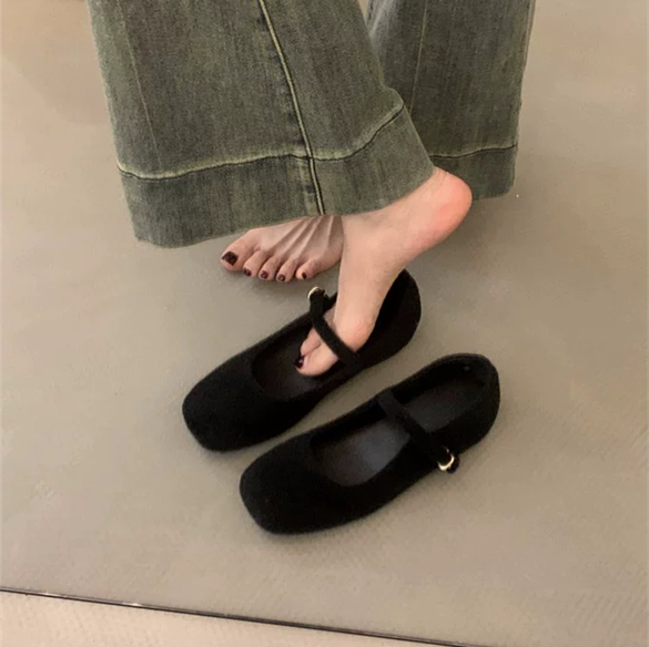 1Pair Internally raised gray fur shoes for external wear, versatile for autumn and winter 2025, Mary Jane single shoes