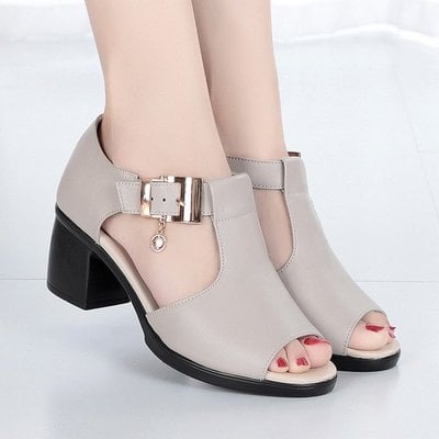 Women Sandals Summer hing Heel Fashion Sexy Fish Mouth Hollow Roman Sandals Thick With Beaded High Heels Female Sandals