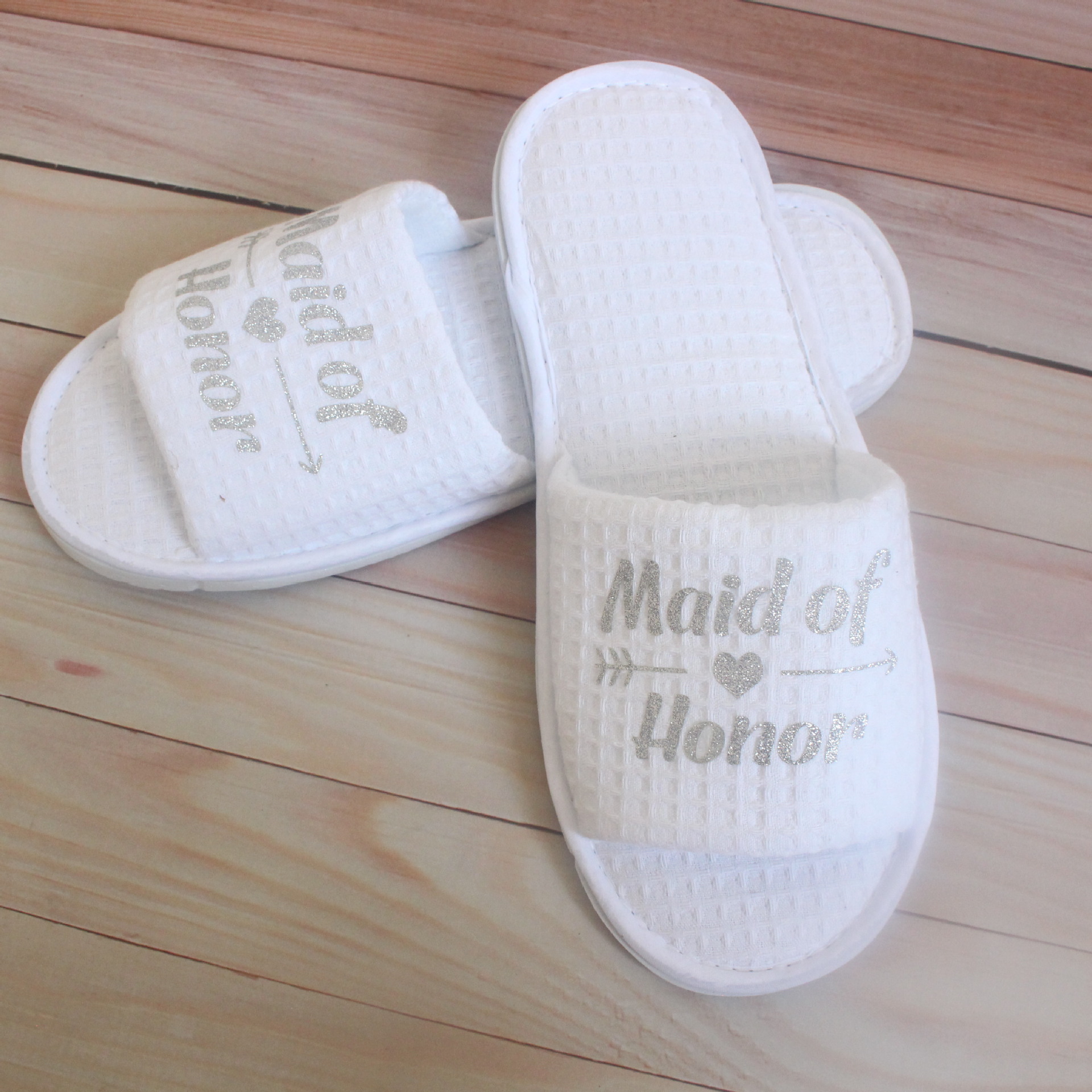 New Bridal Slippers Women Hotel Shoes Wedding Slippers Bridesmaid Slippers for Wedding Party Favors Gifts Soft Home Shoes