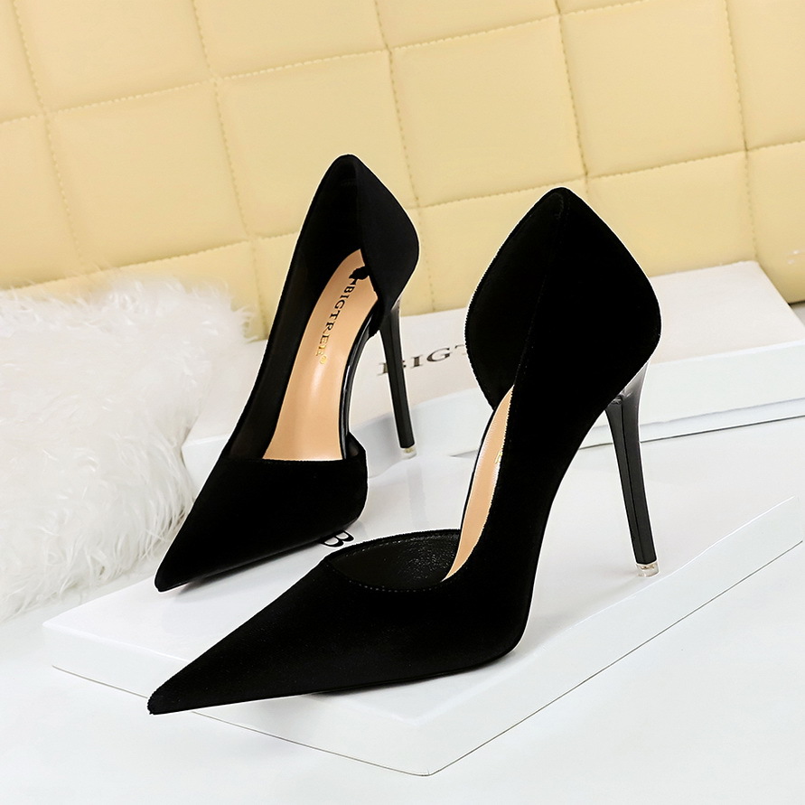 Fashion Banquet High Heel Slim Heel Shallow Mouth Pointed Side Cut Xishi Suede Women's High Heel Single Shoes