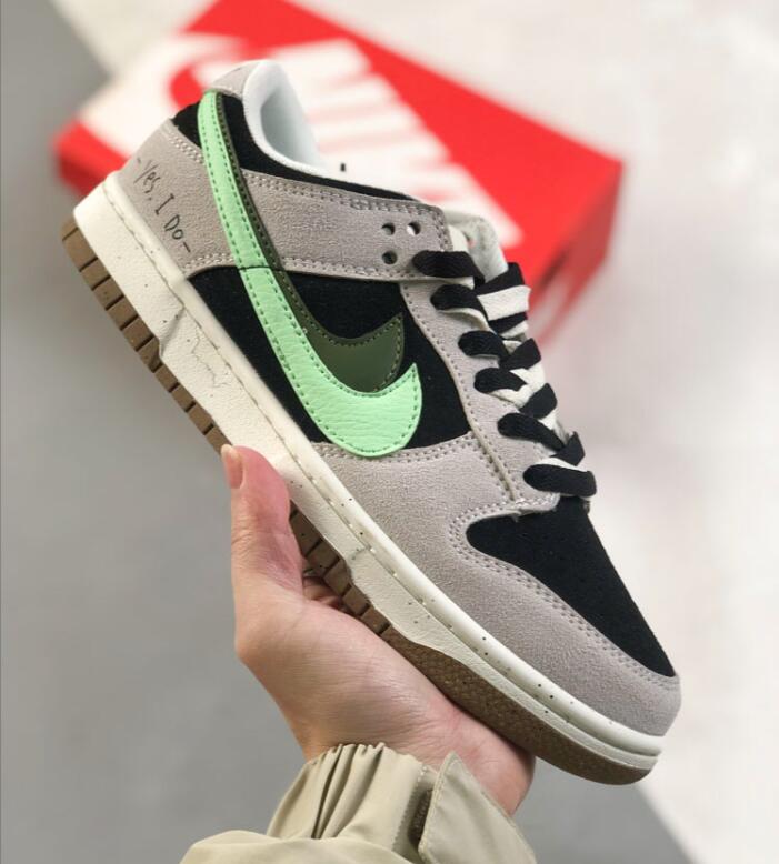 Nike SB Dunk Low Double Hook: Retro Lightweight Durable Skateboarding Shoes