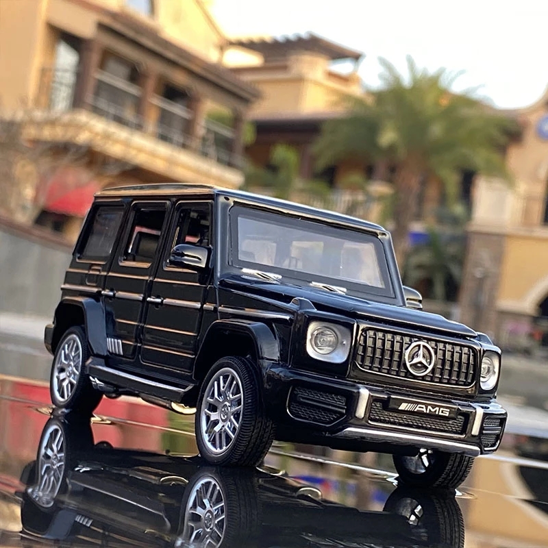 1：24 large Mercedes-Benz G63 metal car model simulation sound and light pull back off-road toy car SUV collection ornaments