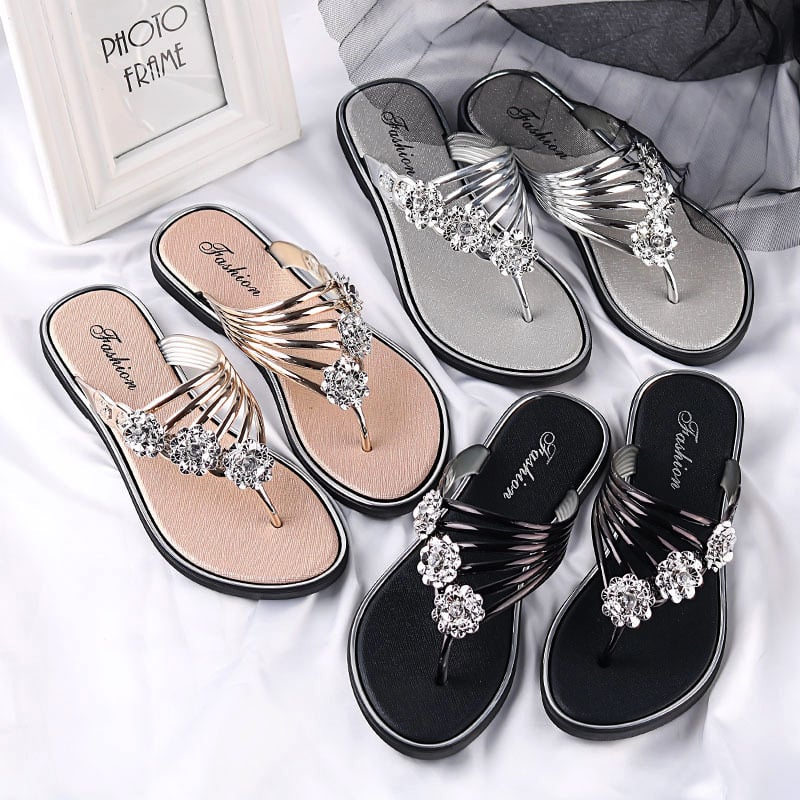 Women's slippers Summer sandals New style flat bottom pinch leg women's shoes Light slippers Women's casual flip flops