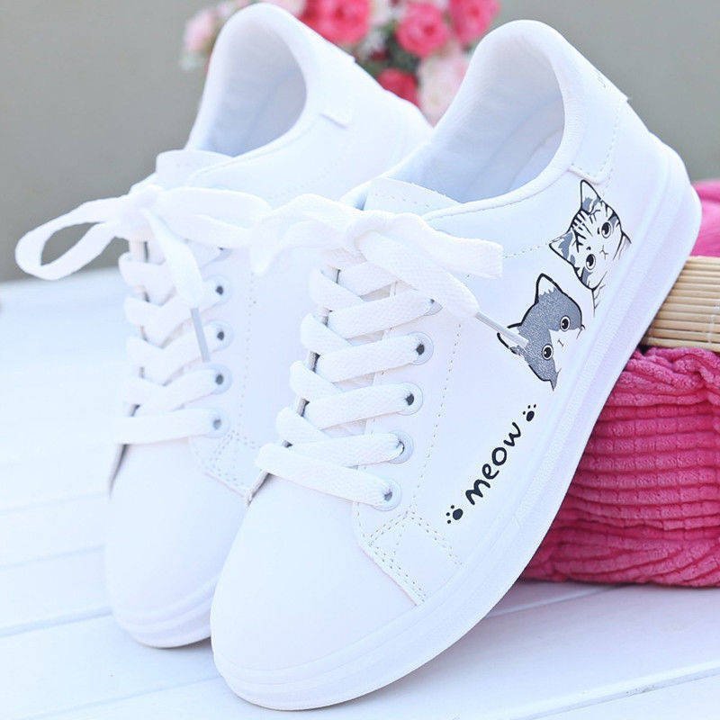 Small white shoes for women in spring and autumn; flat tide shoes for students; versatile spring and autumn sports casual shoes
