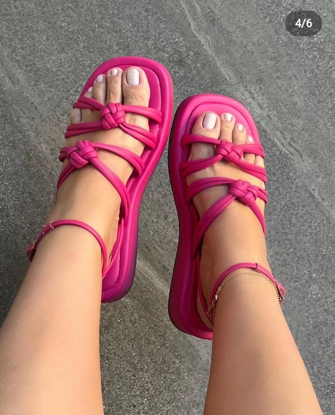 New round head, one line buckle, thick sole sandals for women's oversized outerwear woven beach sandals