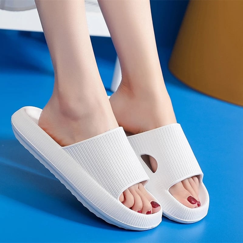 summer step on shit feeling men and women bathroom slippers household thick-soled couple flip flops EVA soft-soled indoor s