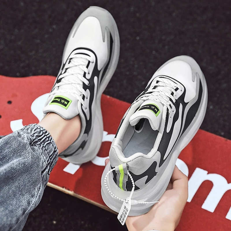 Men's Sports Shoes Outdoor Sports Running Shoes Fashionable Reflective Breathable Lightweight Casual Walking Flat Shoes