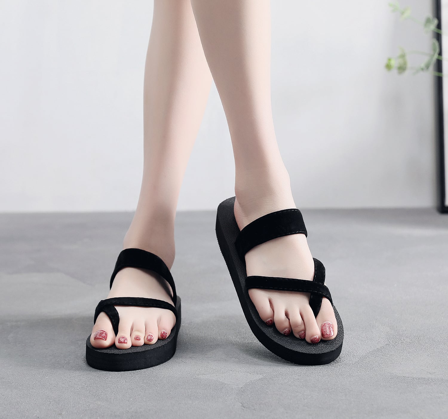 Fashion Beach Slippers for Women Solid Clip Toe Flip Flops Summer Flat Shoes Sandals Non-slip