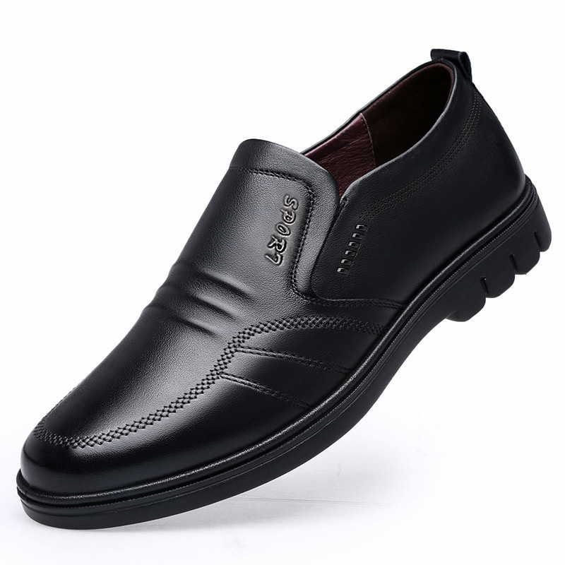 Men's leather shoes new black Soft bottom anti slip and breath shoes men's Business dress casual luxury light flat ﻿
