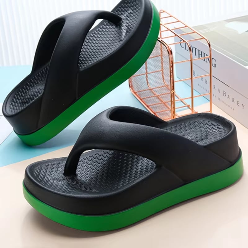 Woman flip flops Popular Design Shoes trend Casual Platform Sandals non-slip Outdoor slippers Unique features Flat sandals