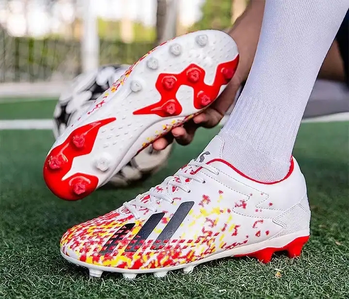 Men Cleats Football Boots High Top Soccer Sneakers Turf Futsal Outdoor Fashion White Sport Shoes