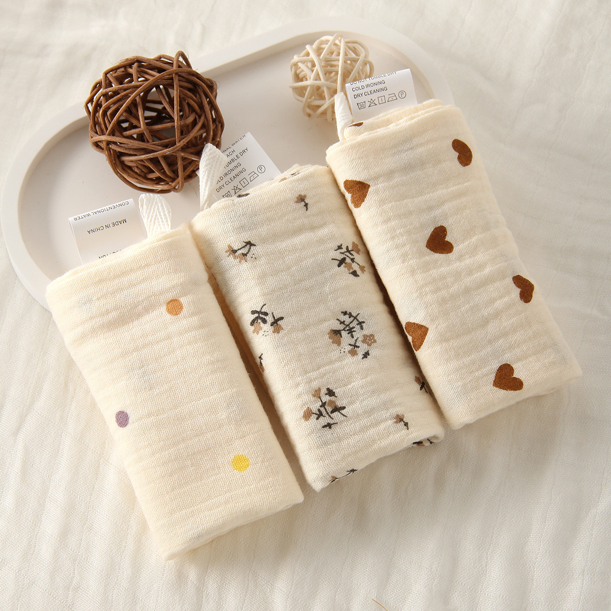 3Pcs Baby Cotton Washcloth Newborn Burp Cloth Square Towels 6-Layer Pure Cotton Soft Absorbent Gauze Cotton Baby Towels