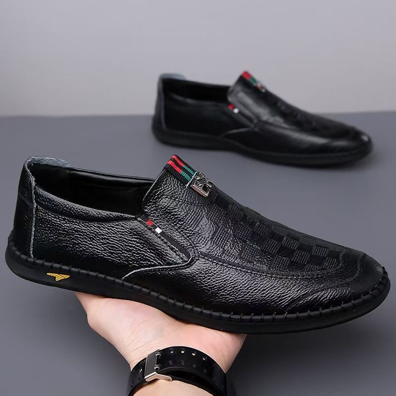 Summer New Designer Hallow Out Shoes for Men Fashion Casual Sandals Male Light Breathable Cow Leather Loafers Man