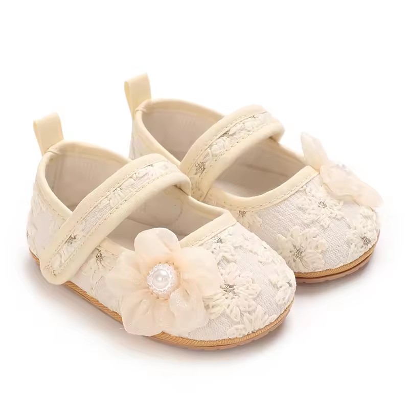 Spring New Baby Shoes Lace Embroidered Shoes Exquisite Princess Shoes Anti Slip Soft Soled Women's Baby Walking Shoes