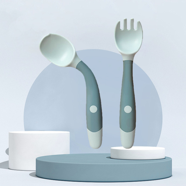 Silicone Spoon For Baby Utensils Set Auxiliary Food Toddler Learn To Eat Training Bendable Soft Fork Infant Tableware &
