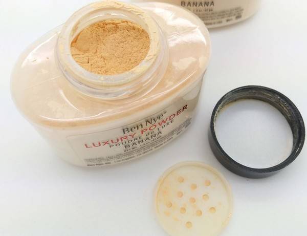 Ben Nye Luxury Powders - Banana 1.5oz Banana Powder Naked Makeup Luxury Base Face Powder Cosmetic Loose Powder Foundation 42g