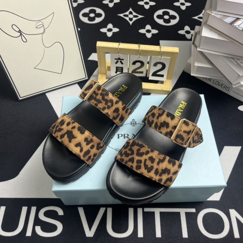 Hermes new flat bottom leisure travel vacation beach shoes thick bottom hundred with a word with cool slippers female summer ext