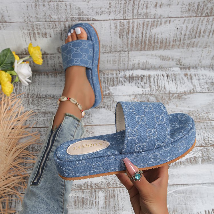 Thick sole slippers for women to wear externally. 2023 summer new round head, straight line with sponge cake, thick sole, and el