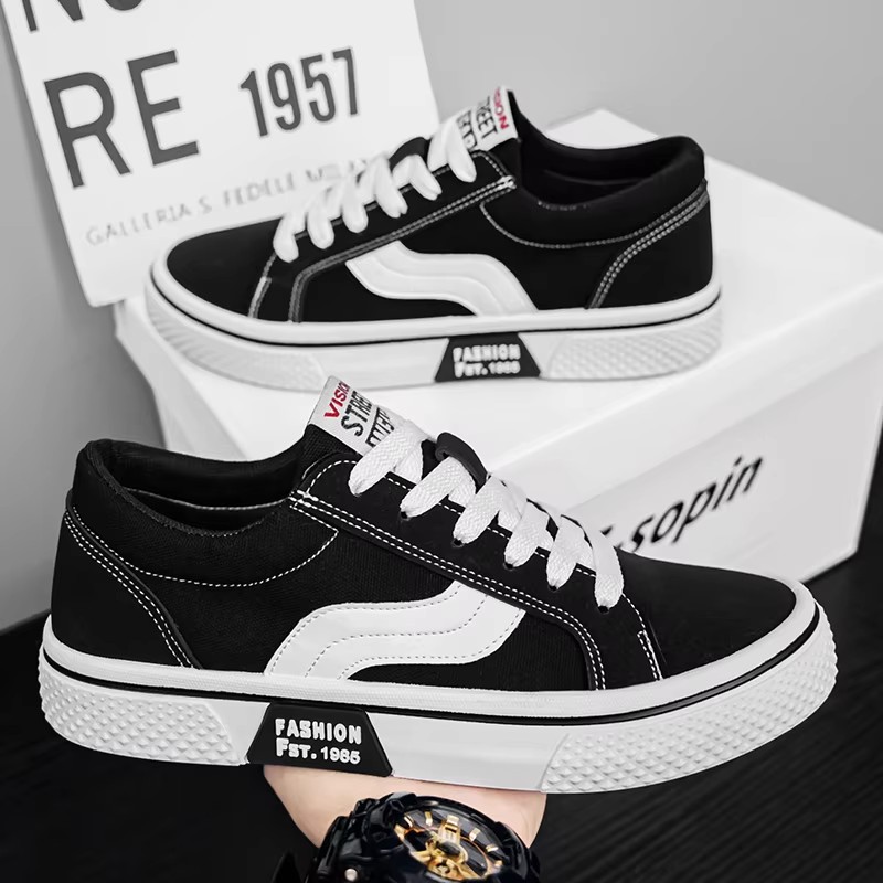 Unisex Breathable Canvas Shoes Large Size 46 Black Wide Width Casual Slip-On Sneakers Comfortable Rubber Sole Fashionable Trendy