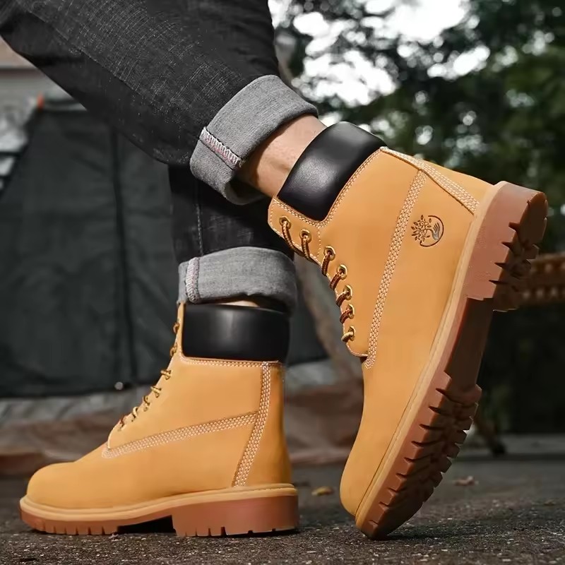 Boots Men High Top Boots Women Leather Shoes Fashion Outdoor Sneakers Men Lace Up Non-Slip Ankle Boots for Couple