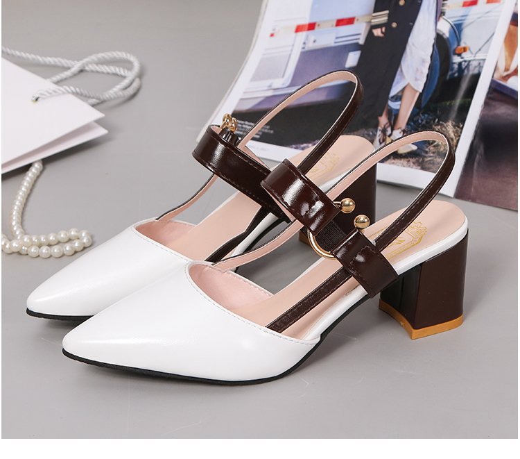 2023 Spring/Summer New Single Shoe Women's Pointed Thick Heel Baotou Women's Shoes Mid Heel Button High Heel Shoes